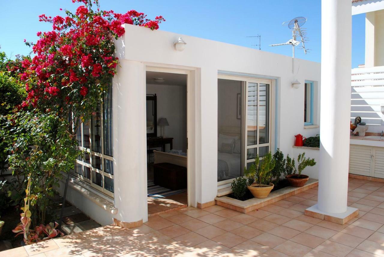 Sunny Garden Studio Hotel Nicosia Buitenkant foto