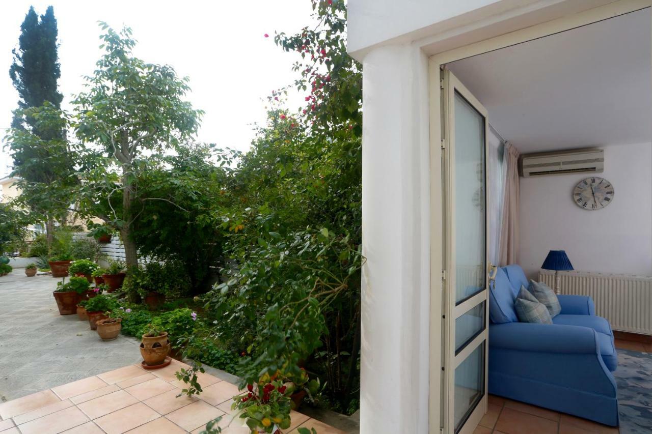 Sunny Garden Studio Hotel Nicosia Buitenkant foto