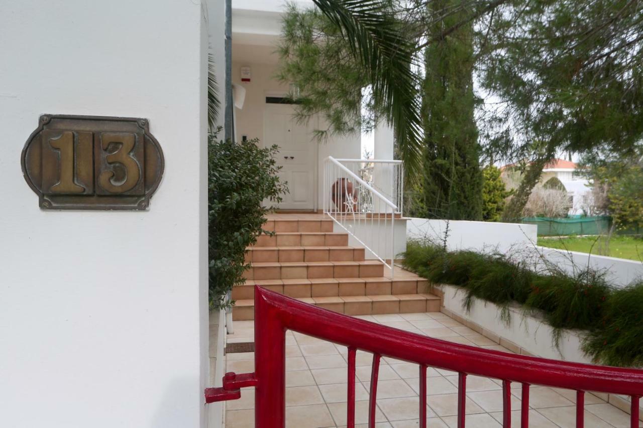 Sunny Garden Studio Hotel Nicosia Buitenkant foto