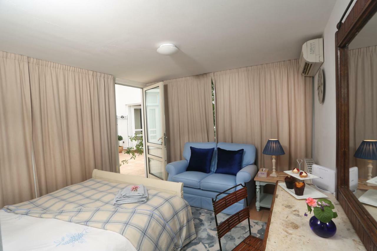 Sunny Garden Studio Hotel Nicosia Buitenkant foto