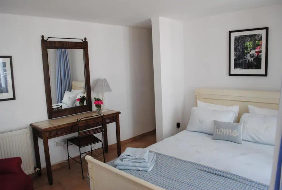 Sunny Garden Studio Hotel Nicosia Buitenkant foto